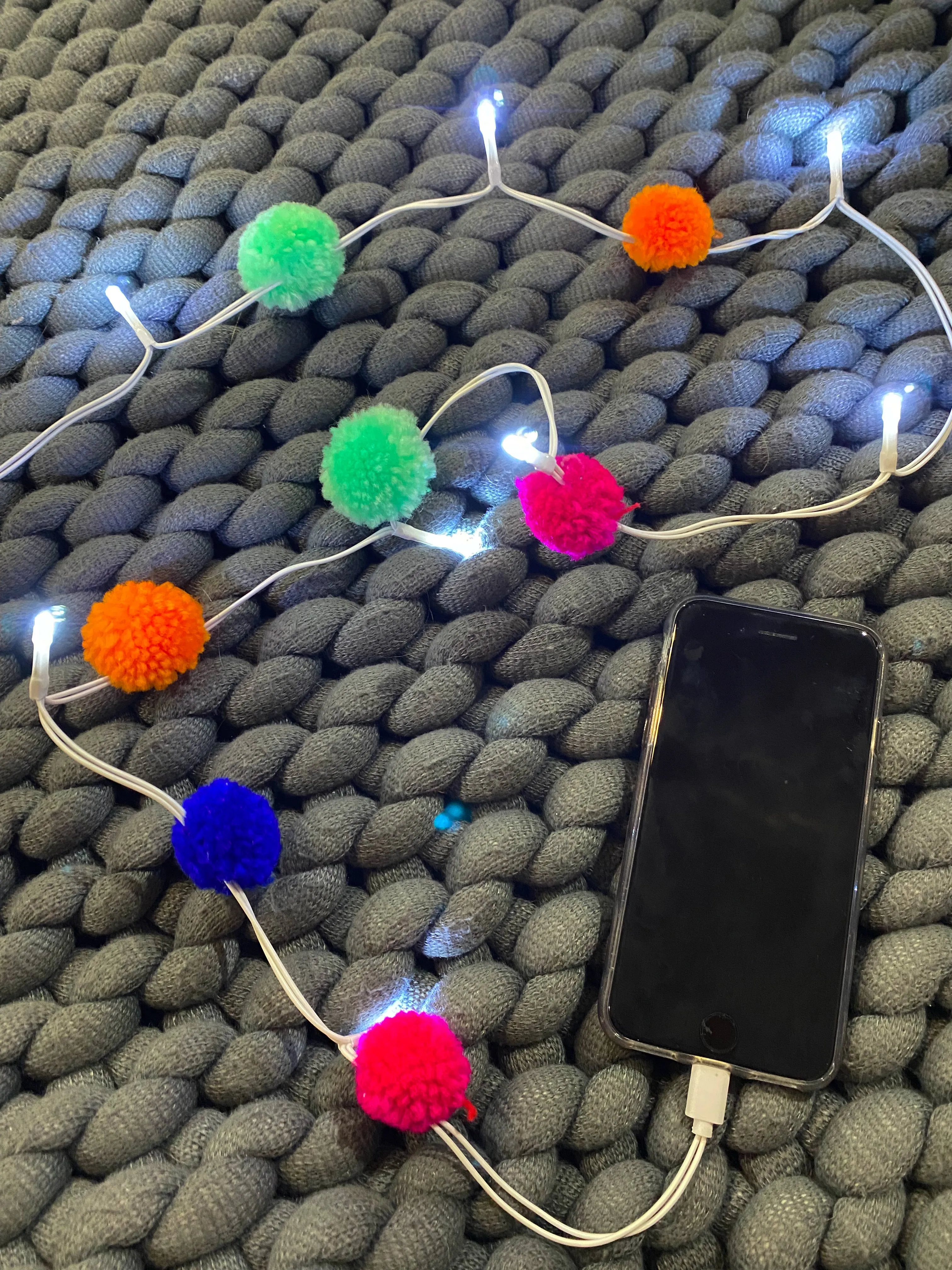 {BRIGHT   SASSY} Colorful Pom Pom Phone Charger